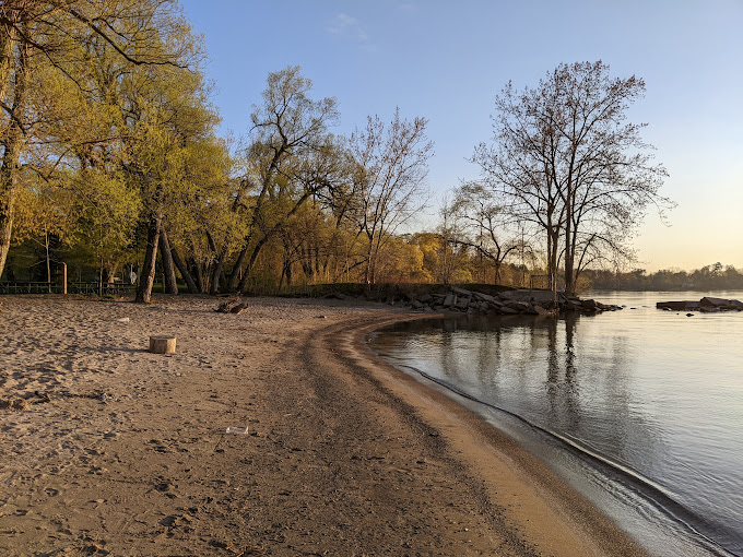 Richard's Memorial Park