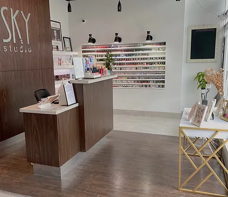 SKY NAIL STUDIO - Confederation Plaza